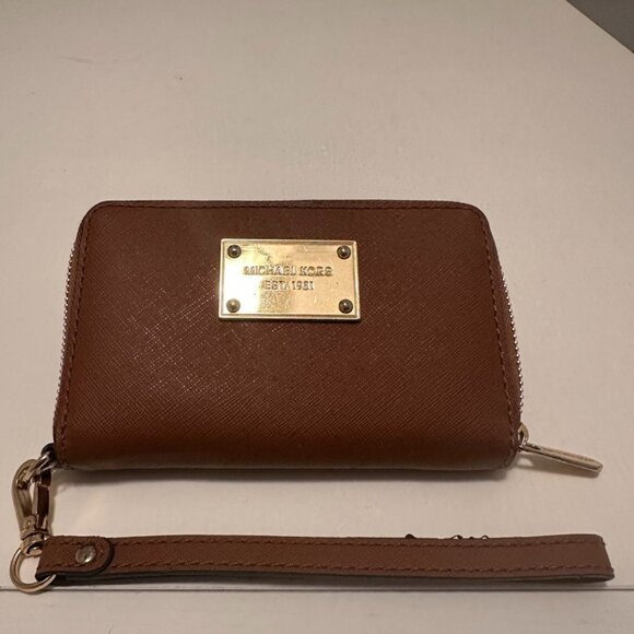 Michael Kors Wristlet Wallet - Picture 1 of 1